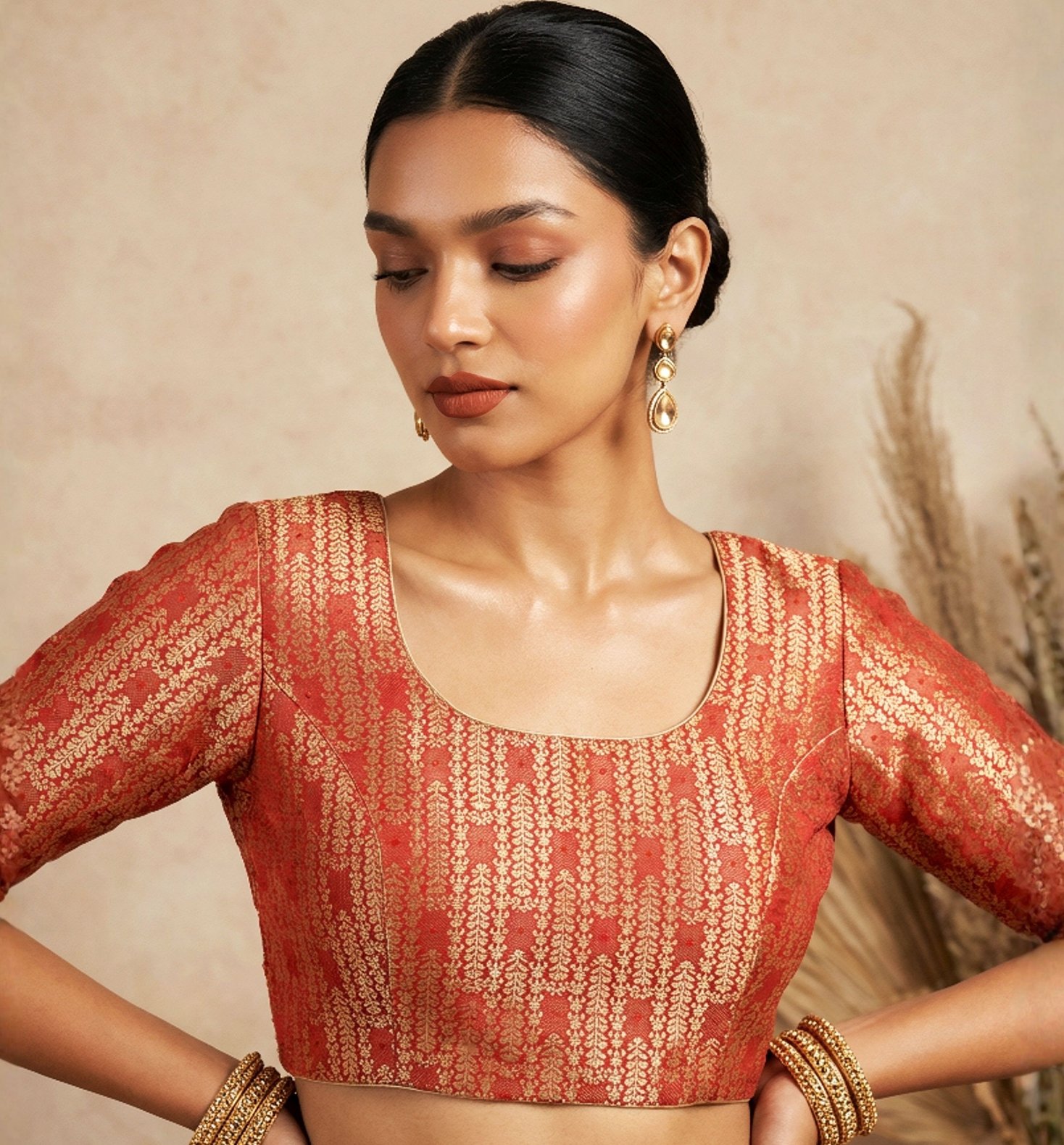 BLOUSES / CROP TOPS