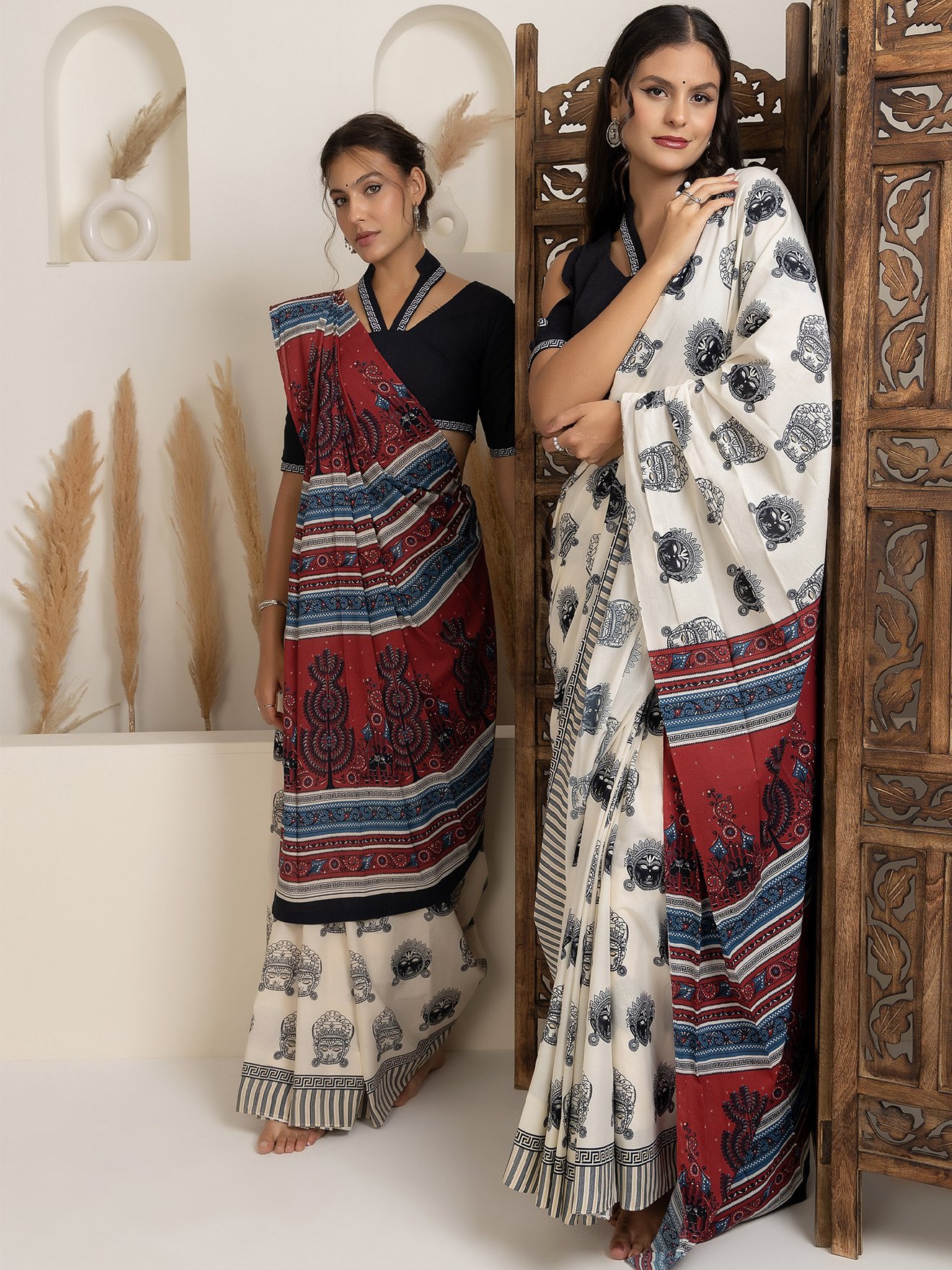 Blanc Rouge Tribal Saree
