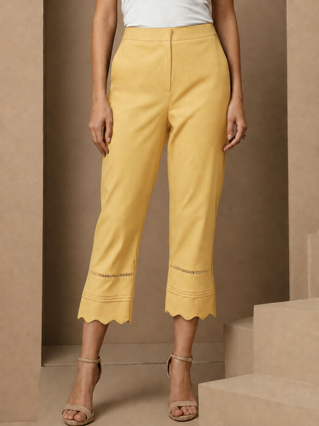 Mustard Bottom